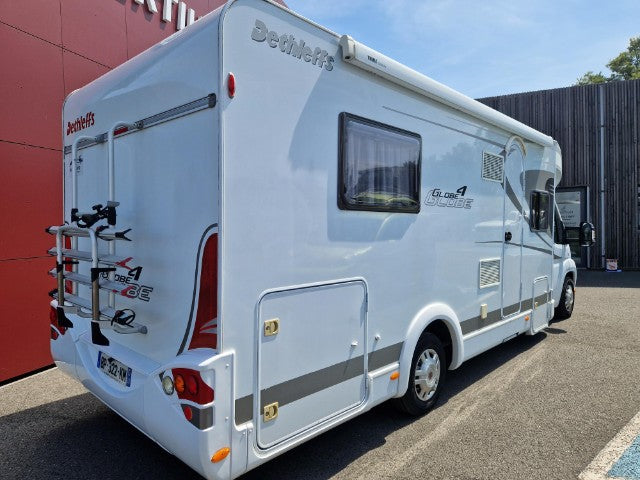 Dethleffs GLOBE 4 (2011) – Autocaravana Perfilada