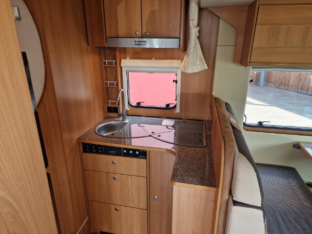 Dethleffs GLOBE 4 (2011) – Autocaravana Perfilada