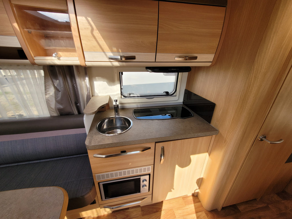 Knaus SÜDWIND 580 UE (2015) – Caravana