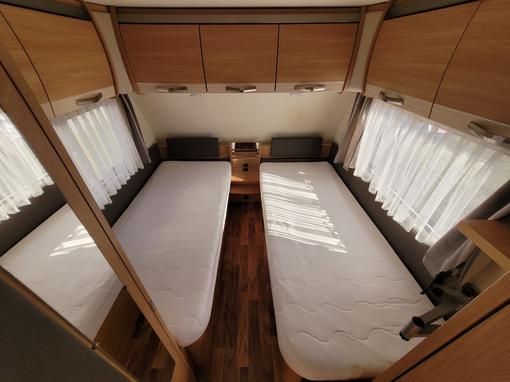 Knaus SÜDWIND 580 UE (2015) – Caravana