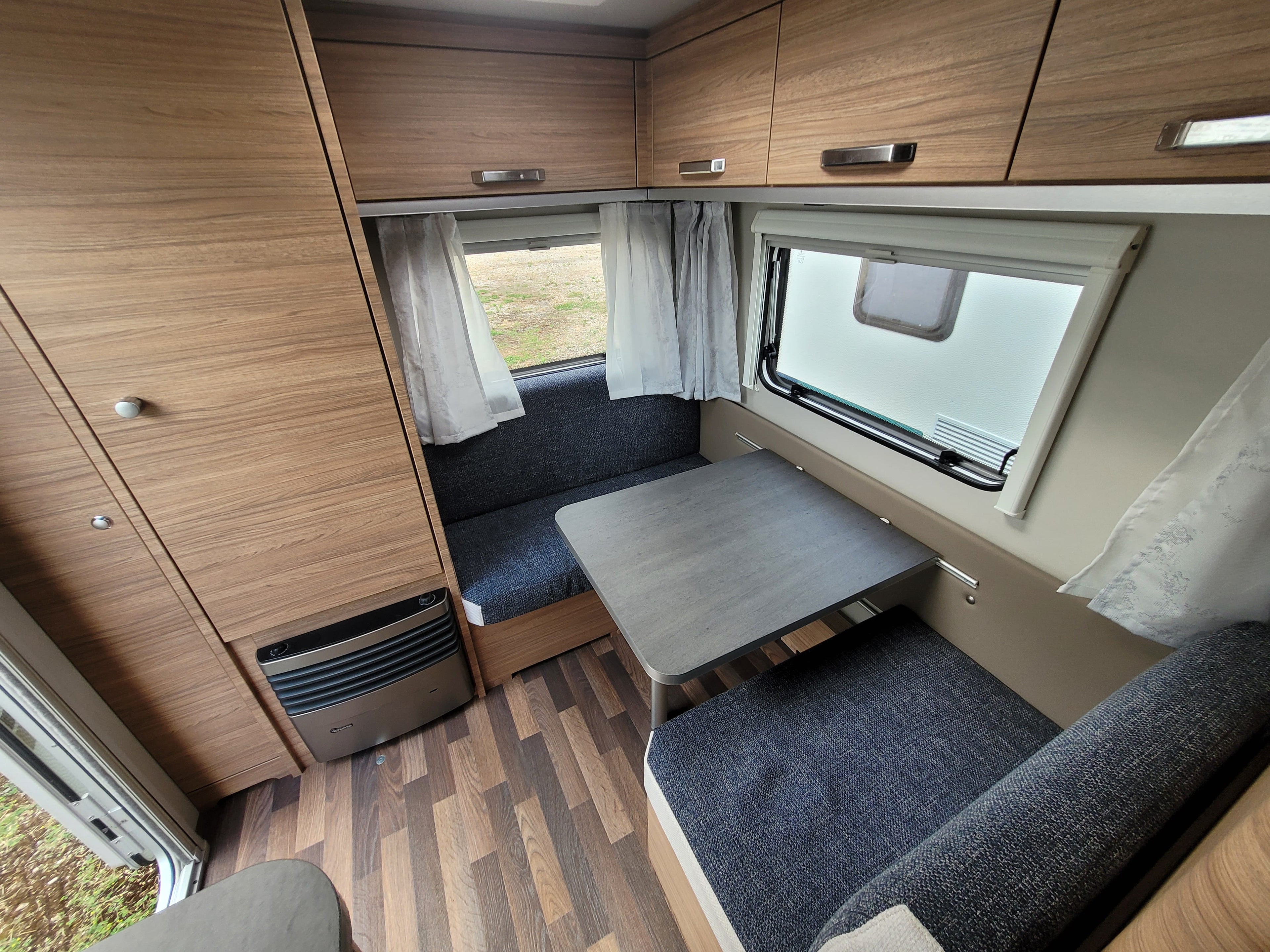 Weinsberg CARAONE 420 QD (2023) – Caravana