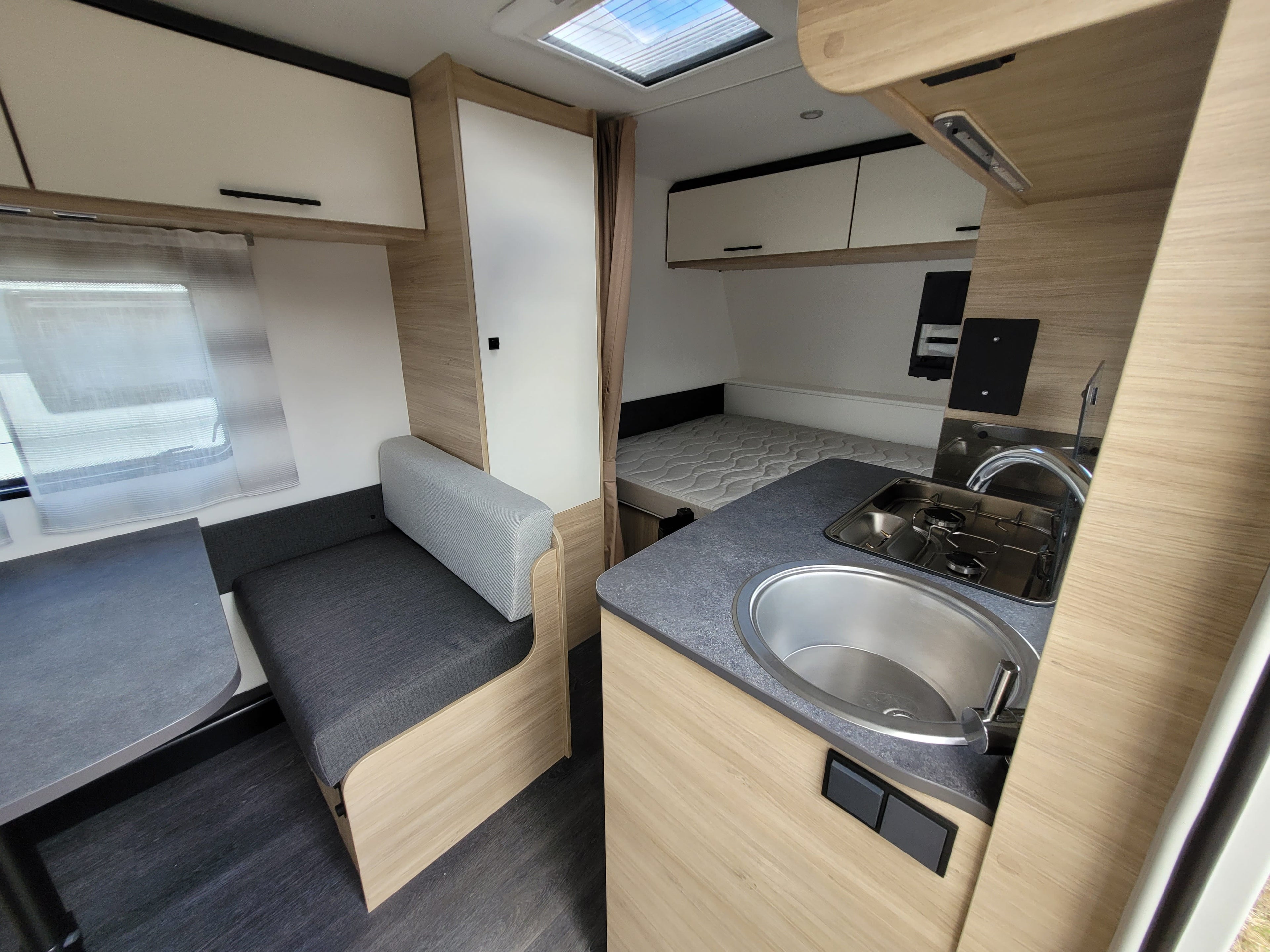 Caravelair 390 ALBA (2025) – Caravana