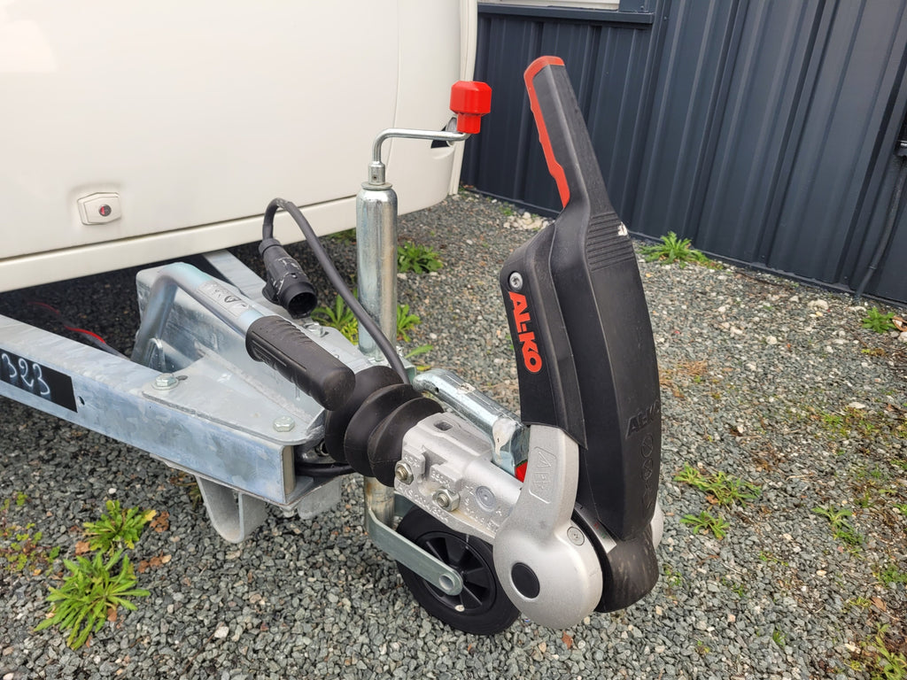 Silver MINI-290 (2025) – Caravana