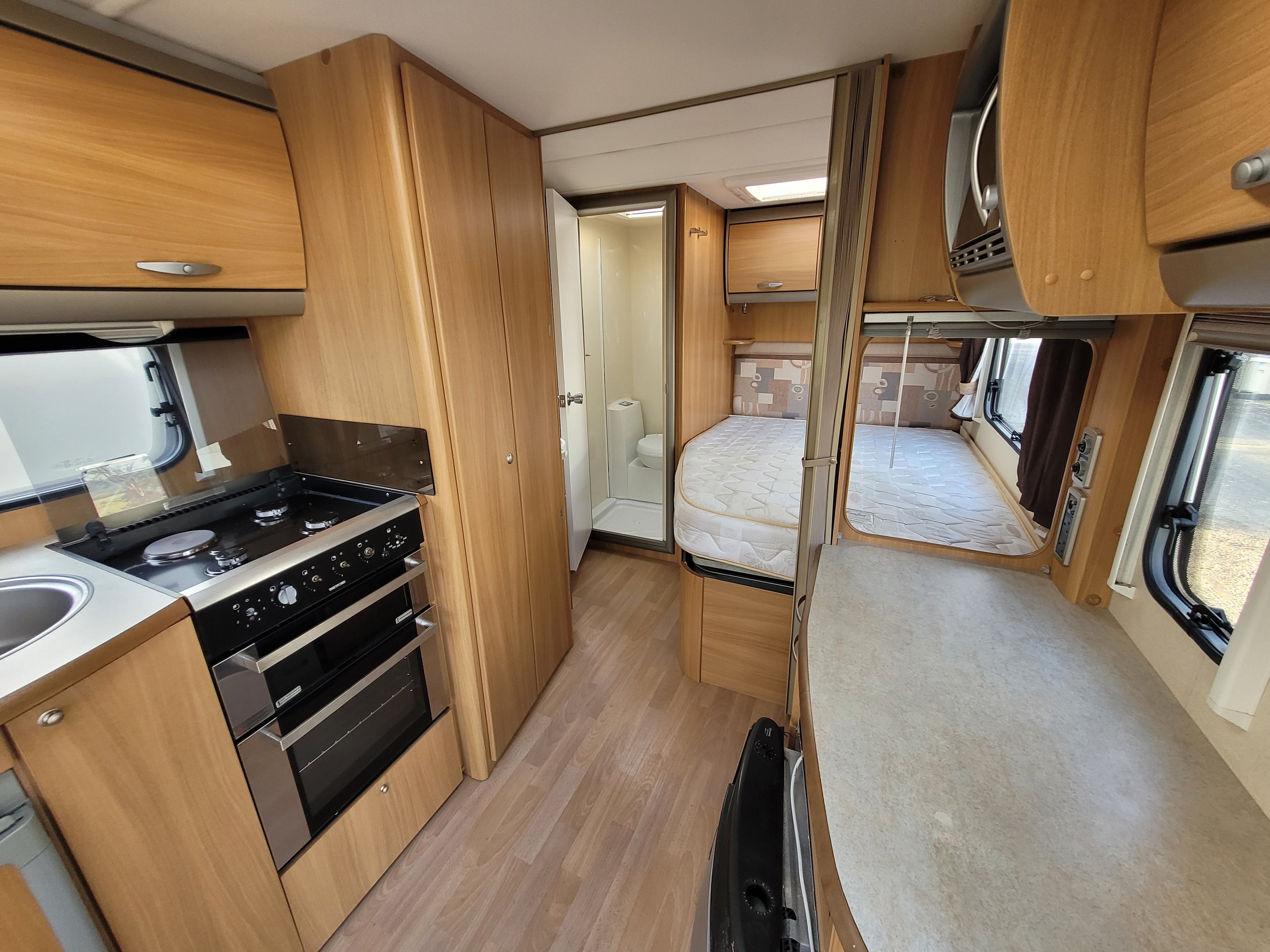 SWIFT CONQUEROR 540 (2017) – Caravana