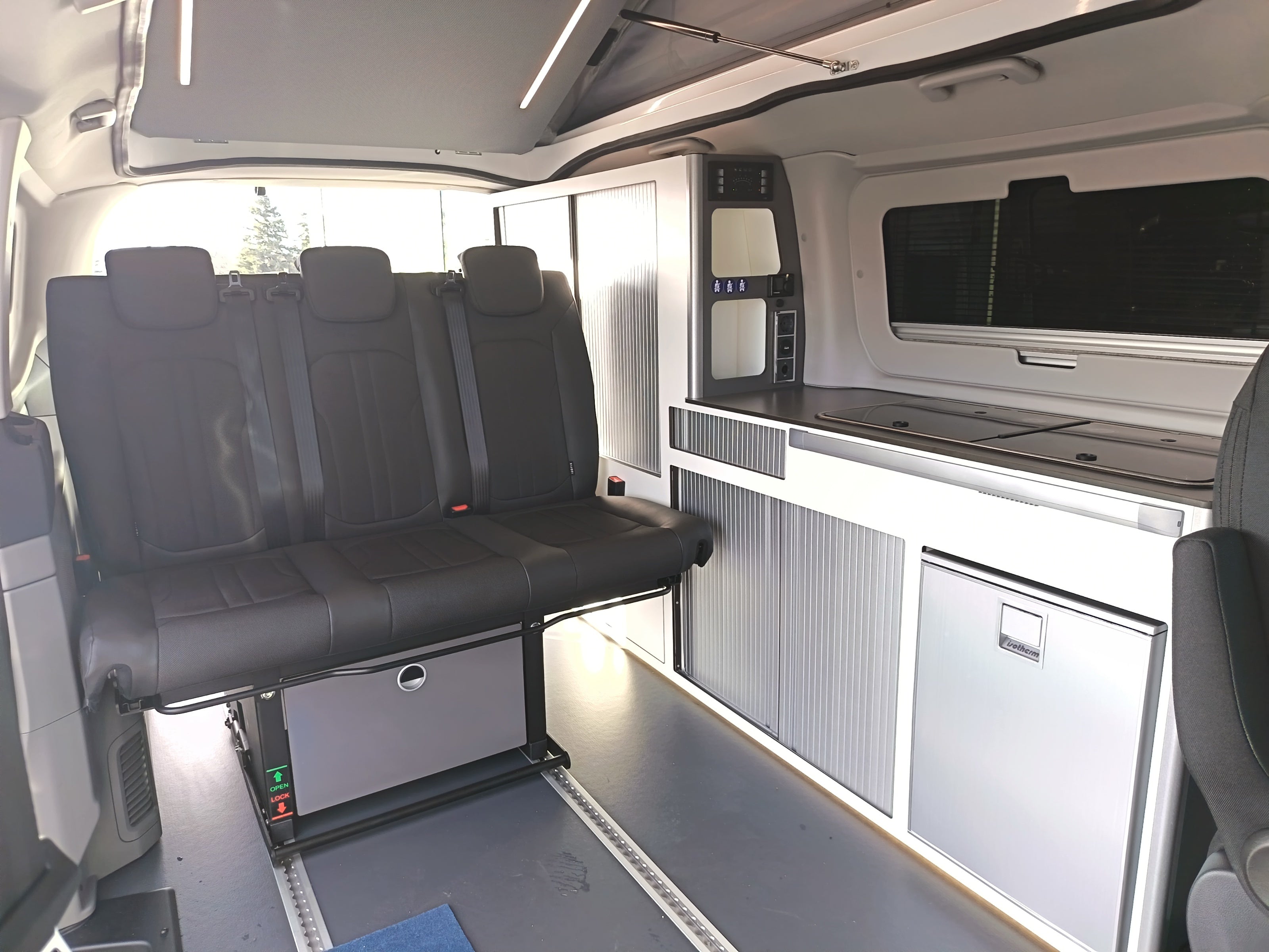 Font Vendôme AUTOCAMPER (2026) – Carrinha Camper