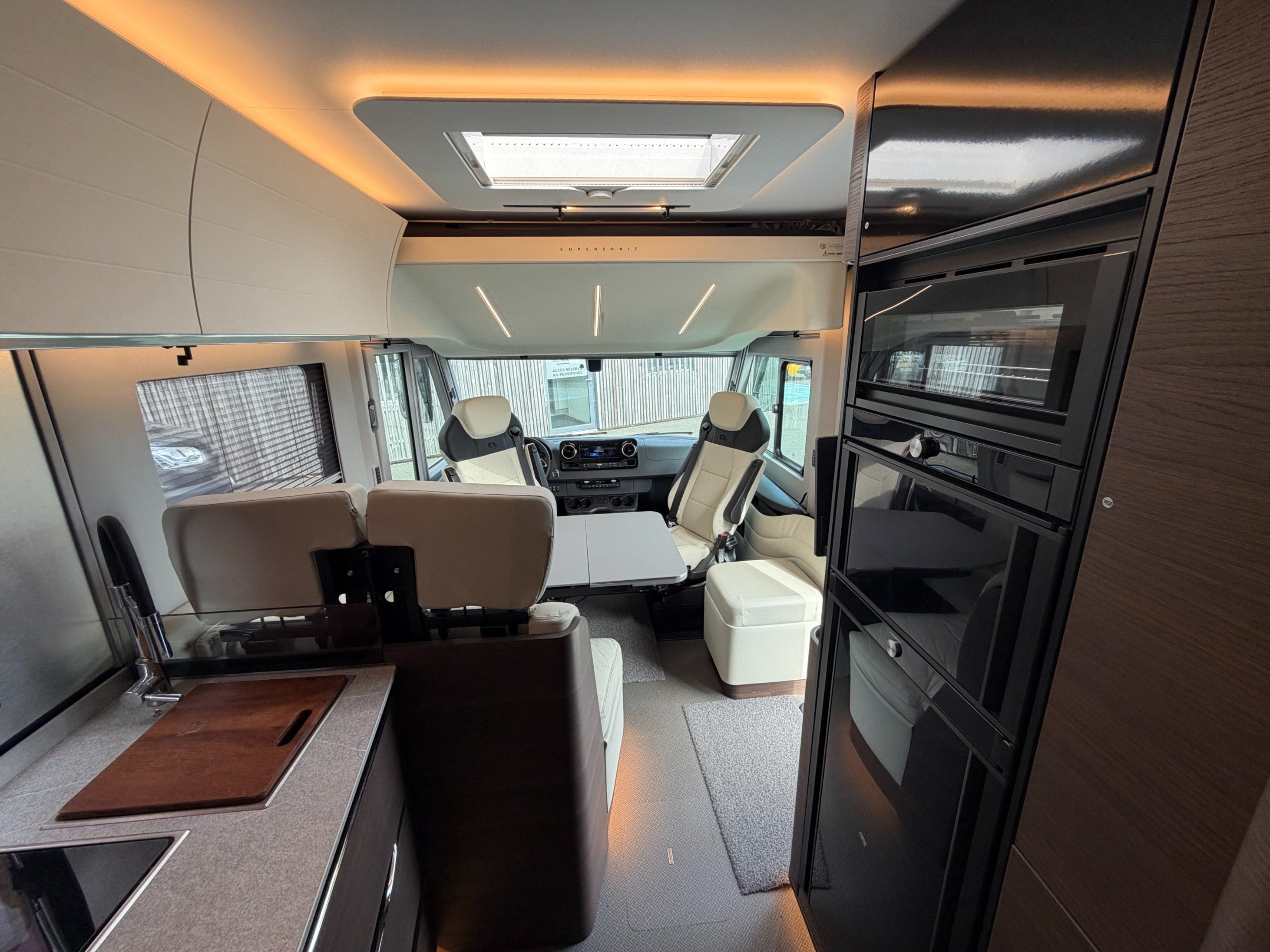 ADRIA SUPERSONIC 780 SL MERCEDES 2.0L - 170 CV BVA