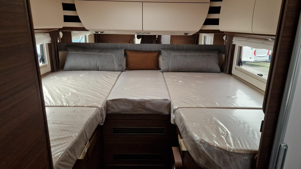 ADRIA SUPERSONIC 780 SL MERCEDES 2.0L - 170 CV BVA